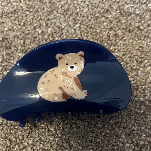 Anthropologie bear Icon claw clip NWOT - Picture 2 of 2